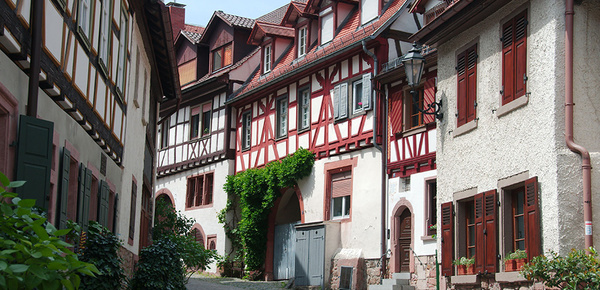 Altbau­sanierung bei Krieg Elektrotechnik GmbH in Velsdorf